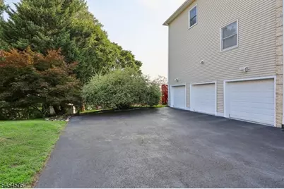 17 Rosenbrook Dr, Lincoln Park, NJ 07035 - Photo 36