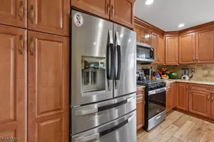 17 Rosenbrook Dr, Lincoln Park, NJ 07035 - Photo 14