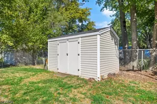 90 Linden St, Bridgewater, NJ 08807 - Photo 22