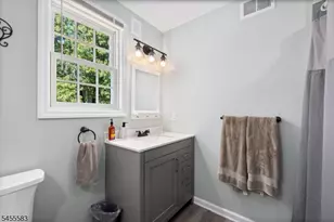 90 Linden St, Bridgewater, NJ 08807 - Photo 16