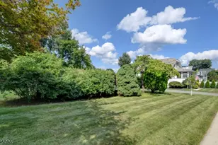 22 Jacksonville Rd, Pequannock Township, NJ 07444 - Photo 4