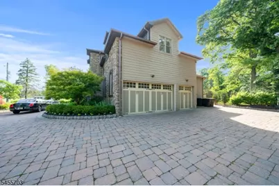 129 Braidburn Rd, Florham Park, NJ 07932 - Photo 48