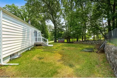 76 Dawn Ave, North Haledon, NJ 07508 - Photo 40