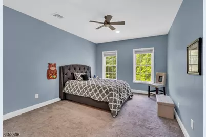 4 Sovereign Dr, Mount Olive, NJ 07836 - Photo 16