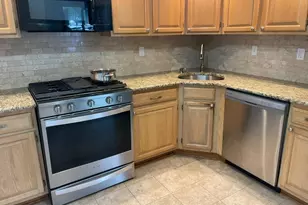 62 Gregory Ln, Franklin Township, NJ 08823 - Photo 10