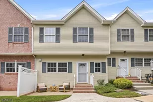 29 Riga Ct, Scotch Plains Township, NJ 07076 - Photo 2