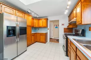 39 Corn Hollow Rd, Roxbury Township, NJ 07876 - Photo 6