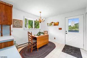 39 Corn Hollow Rd, Roxbury Township, NJ 07876 - Photo 4