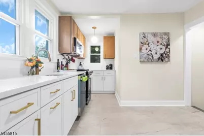 209 S Michigan Ave, Kenilworth, NJ 07033 - Photo 8