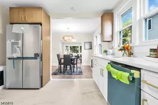 209 S Michigan Ave, Kenilworth, NJ 07033 - Photo 10