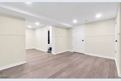 209 S Michigan Ave, Kenilworth, NJ 07033 - Photo 38
