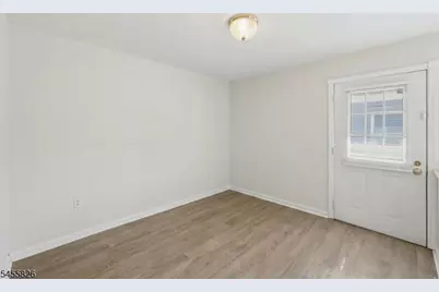 81 Hudson Ave, Ridgefield, NJ 07660 - Photo 28