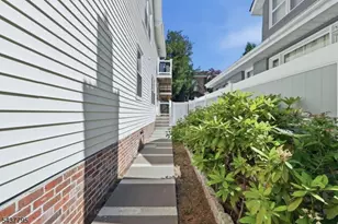 81 Hudson Ave, Ridgefield, NJ 07660 - Photo 30