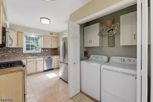 81 Hudson Ave, Ridgefield, NJ 07660 - Photo 16
