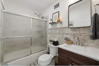 81 Hudson Ave, Ridgefield, NJ 07660 - Photo 12