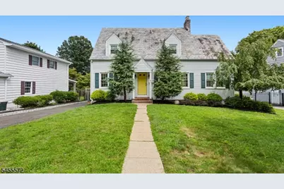 8 Tuxedo Pl, Morristown, NJ 07960 - Photo 1