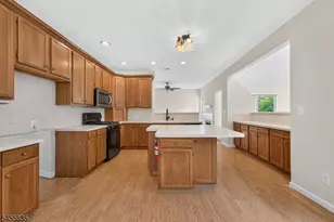 1304 Brian Cir, Greenwich Township, NJ 08886 - Photo 8