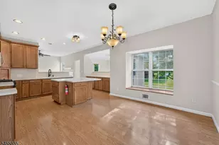 1304 Brian Cir, Greenwich Township, NJ 08886 - Photo 6