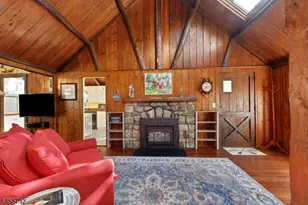 25 Park Rd, Sparta Township, NJ 07871 - Photo 6