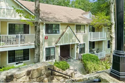 3D Foxwood Dr #D, Morris Plains, NJ 07950 - Photo 1