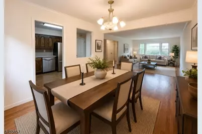 11 N Derby Rd, Springfield, NJ 07081 - Photo 2