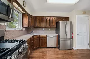 11 N Derby Rd, Springfield, NJ 07081 - Photo 4