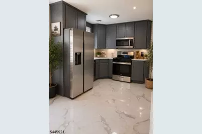 109 N Auten Ave, Somerville, NJ 08876 - Photo 2