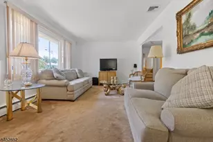 74 Farmingdale Rd, Wayne, NJ 07470 - Photo 8