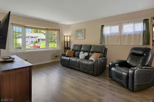 15 Maxine Dr, Morris Township, NJ 07960 - Photo 4
