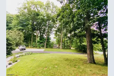14 Tompkins Ct, Vernon, NJ 07461 - Photo 8