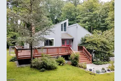 14 Tompkins Ct, Vernon, NJ 07461 - Photo 2