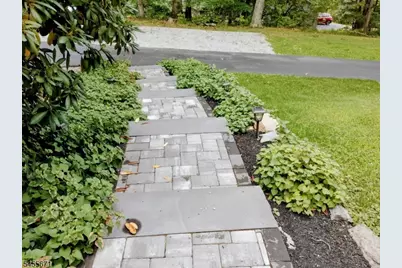 14 Tompkins Ct, Vernon, NJ 07461 - Photo 6