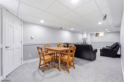 24 Sunset Dr, Clark Township, NJ 07066 - Photo 16