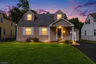 24 Sunset Dr, Clark Township, NJ 07066 - Photo 2