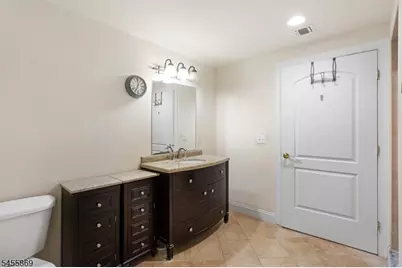 1677 Springfield Ave, Unit #2, Maplewood, NJ 07040 - Photo 16