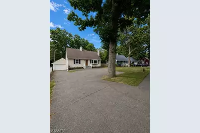 533 Ramapo Valley Rd, Oakland, NJ 07436 - Photo 1