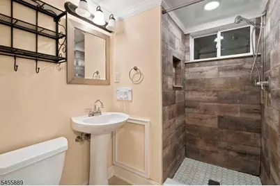 112 Sand Rd, Fairfield, NJ 07004 - Photo 18
