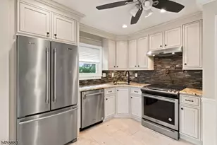112 Sand Rd, Fairfield, NJ 07004 - Photo 10