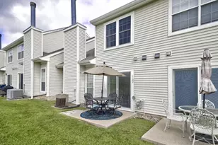 1102 Fox Hill Pl, Holland Township, NJ 08848 - Photo 20