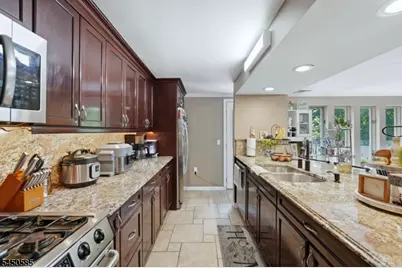 7 Arcata Pl, Ringwood, NJ 07456 - Photo 8