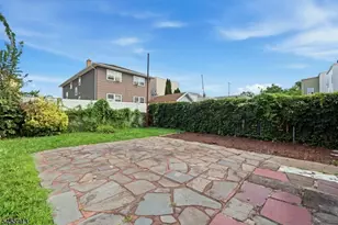 2 Lake St, Belleville, NJ 07109 - Photo 16