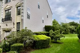 456 Hartford Dr, Nutley, NJ 07110 - Photo 2