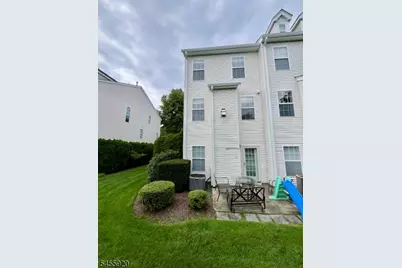 456 Hartford Dr, Nutley, NJ 07110 - Photo 4