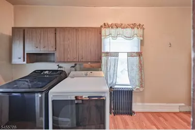 40 Chambers St, Phillipsburg, NJ 08865 - Photo 16