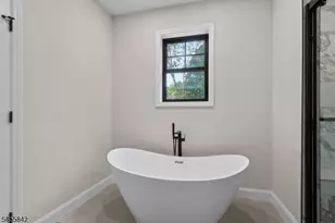41 Lefke Ln, Hanover Township, NJ 07981 - Photo 24