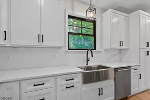 41 Lefke Ln, Hanover Township, NJ 07981 - Photo 10