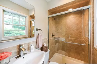 5 Harmer Ter, Wayne, NJ 07470 - Photo 20