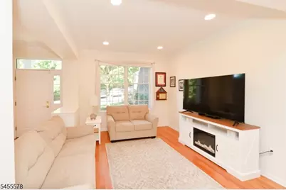 90 Summer Hill Rd #90, Wayne, NJ 07470 - Photo 6