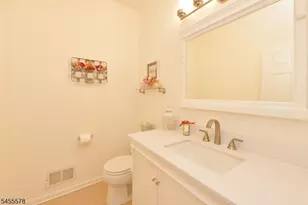 90 Summer Hill Rd, Wayne, NJ 07470 - Photo 18