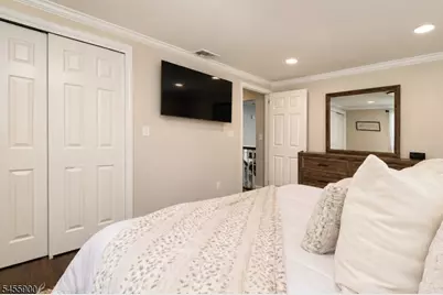 4 Raymond Ct, Lincoln Park, NJ 07035 - Photo 12